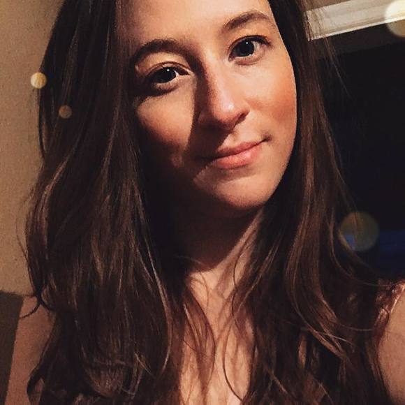 Meet your Posher, Allie - Picture 1 of 1